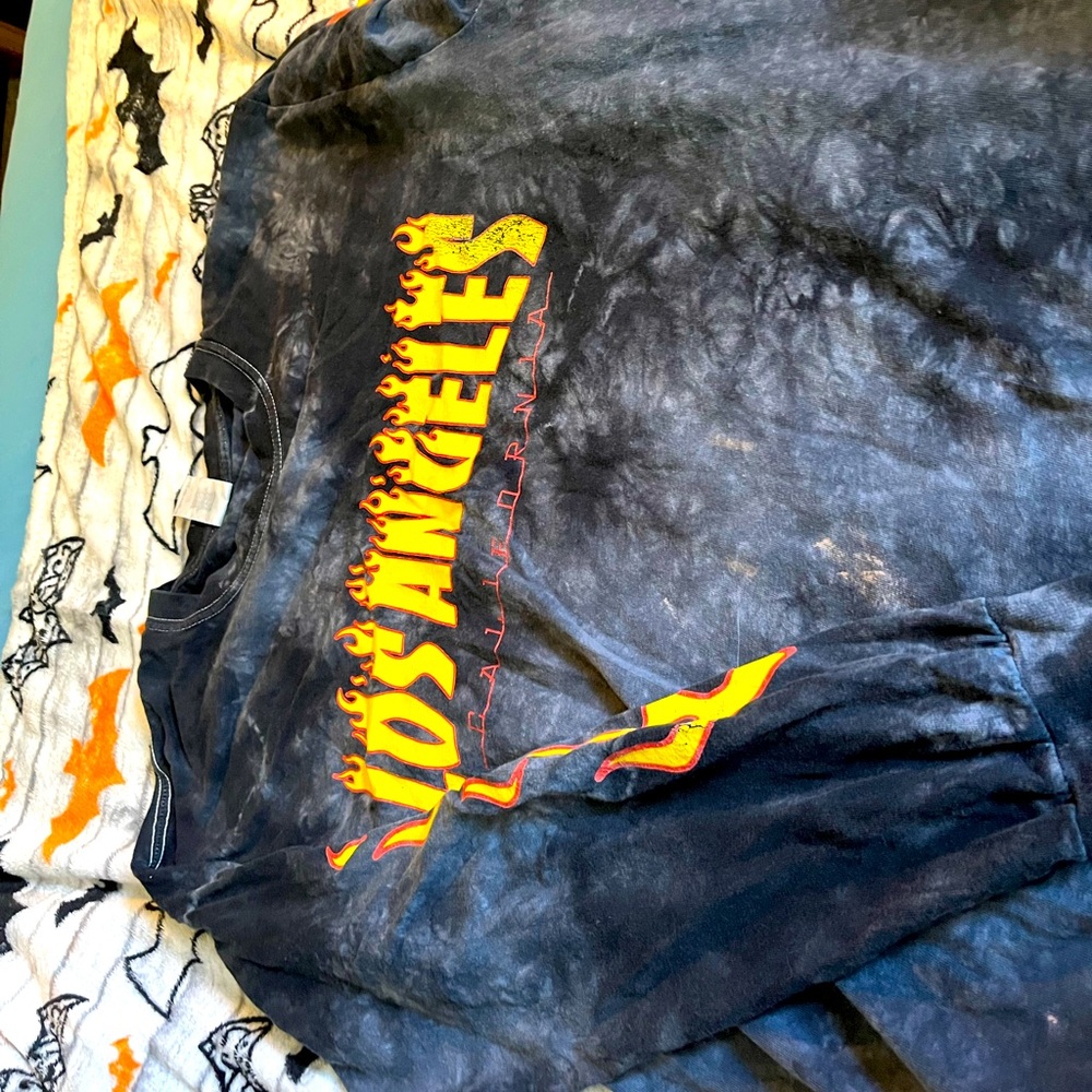Fake thrasher shirt